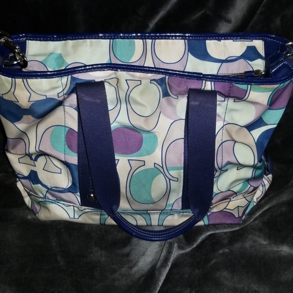 Coach Purse - Picture 4 of 8
